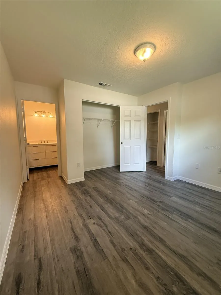 1013 6TH STREET E Bradenton, FL 34208