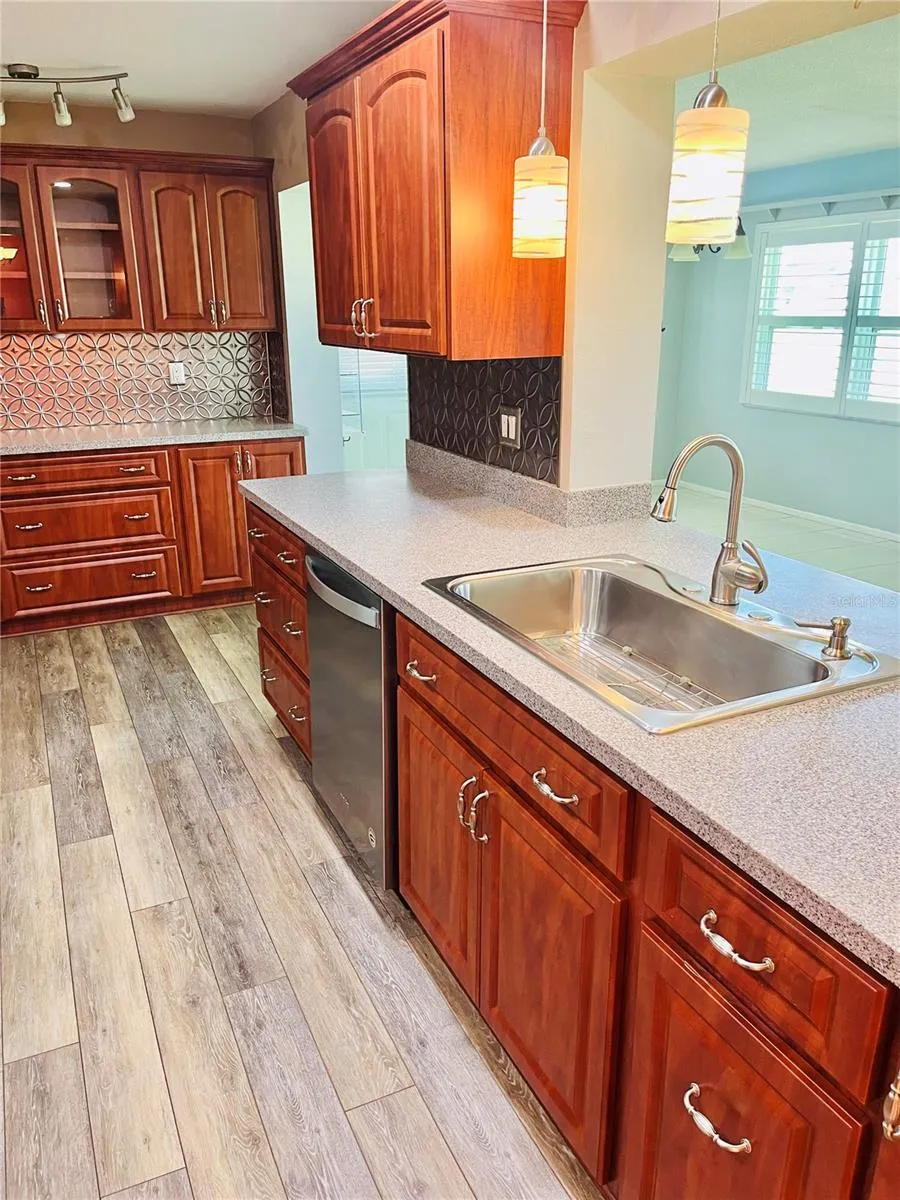 9677 41ST STREET Pinellas Park, FL 33782