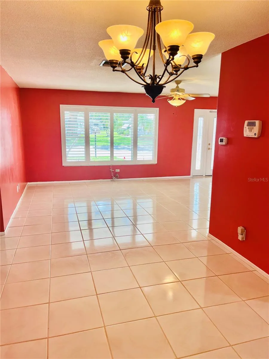 9677 41ST STREET Pinellas Park, FL 33782