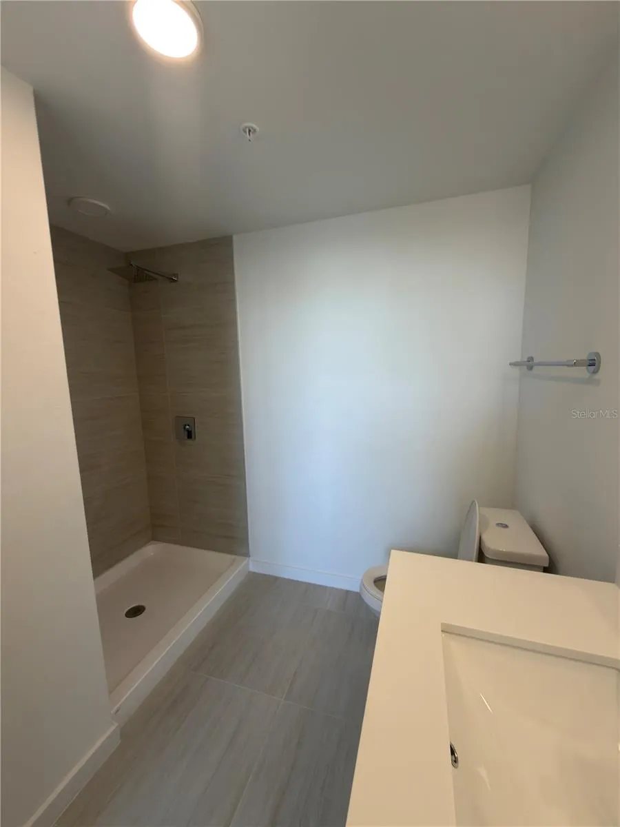 5563 MILLENIA PARK BOULEVARD #323 Orlando, FL 32839