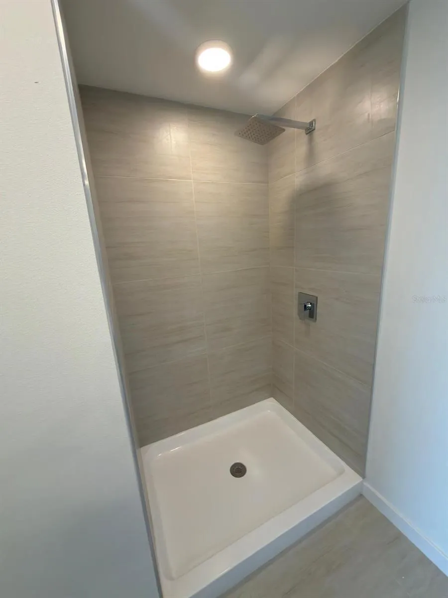 5563 MILLENIA PARK BOULEVARD #323 Orlando, FL 32839