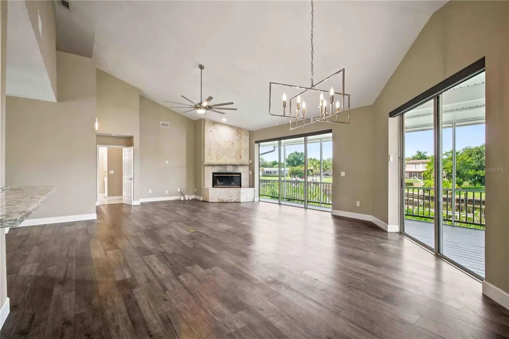 5544 DINAH LANE Sarasota, FL 34231