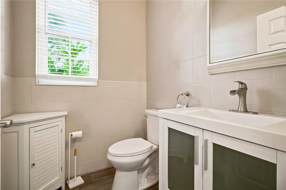 5544 DINAH LANE Sarasota, FL 34231