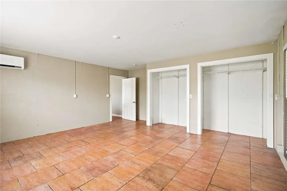5544 DINAH LANE Sarasota, FL 34231