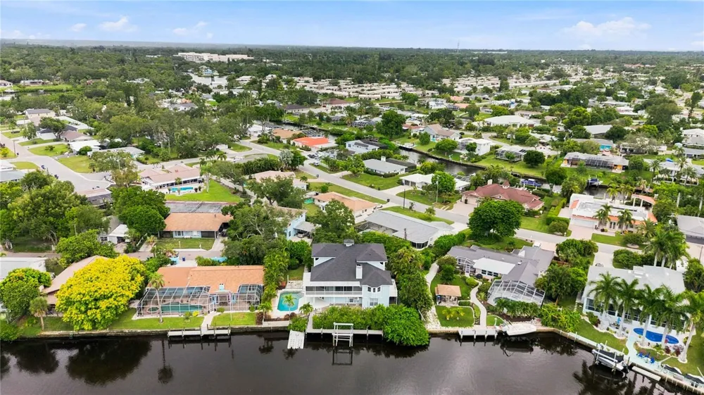 5544 DINAH LANE Sarasota, FL 34231