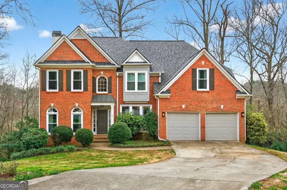 2281 Barrett DR Cumming, GA 30040