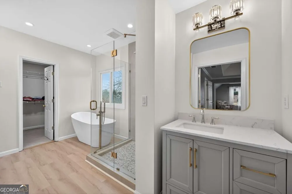 2281 Barrett DR Cumming, GA 30040
