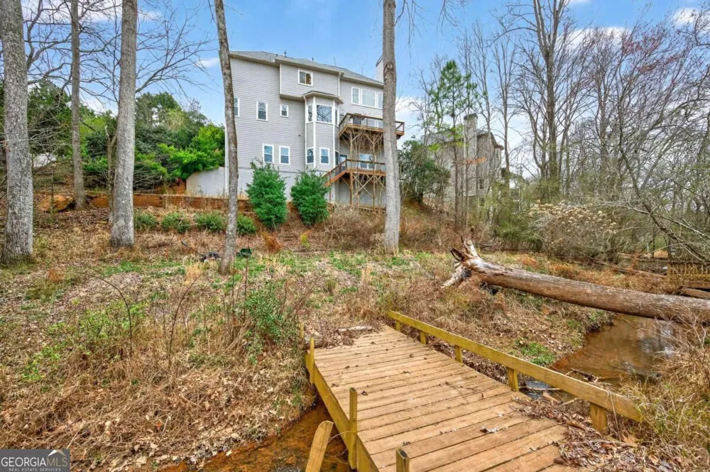 2281 Barrett DR Cumming, GA 30040