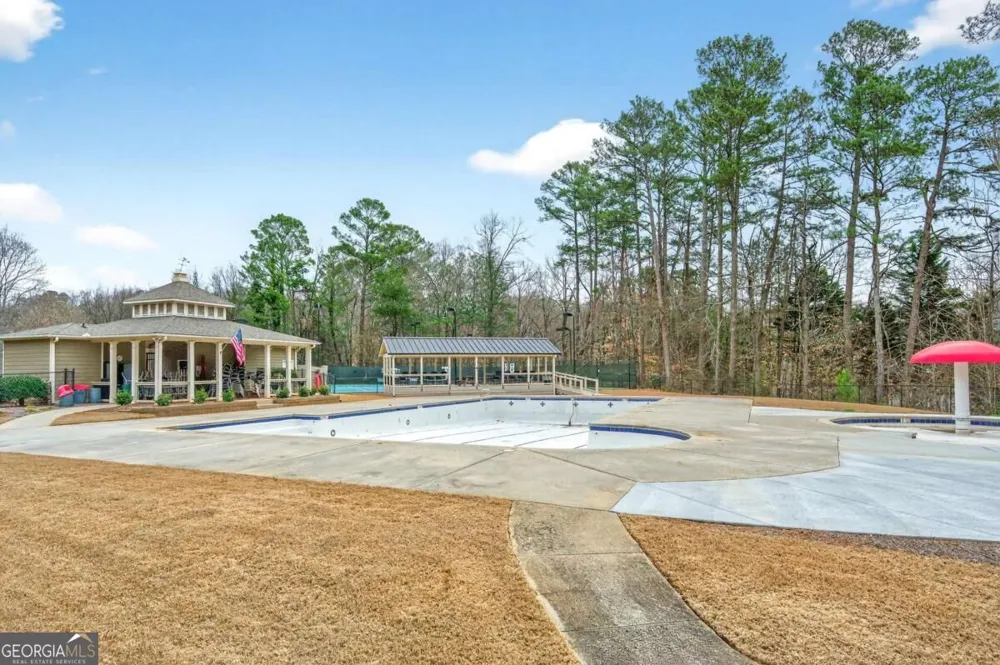 2281 Barrett DR Cumming, GA 30040