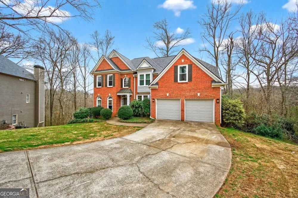 2281 Barrett DR Cumming, GA 30040
