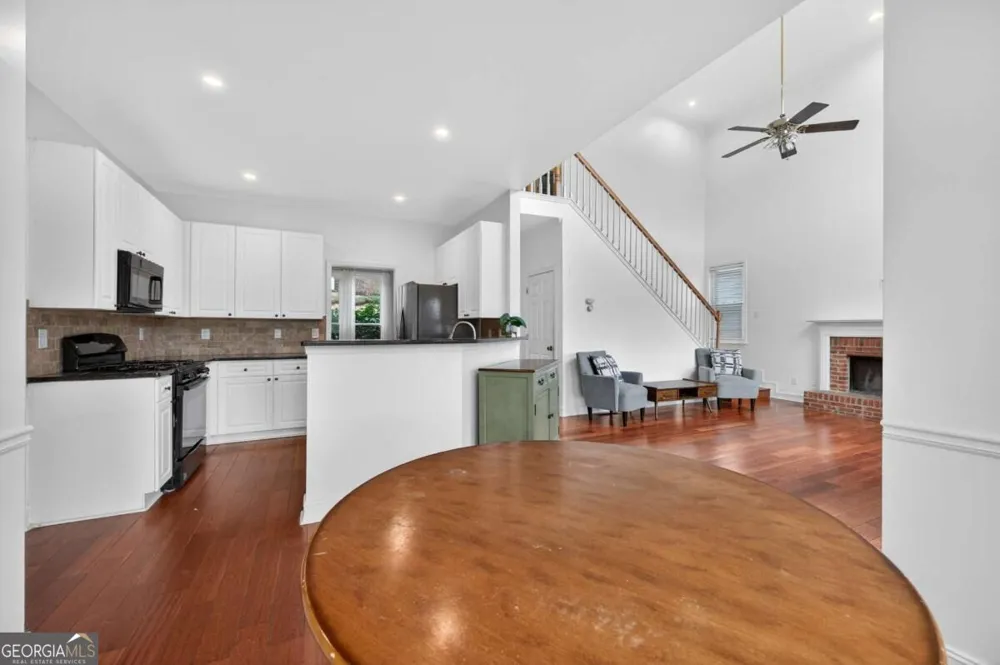 2281 Barrett DR Cumming, GA 30040