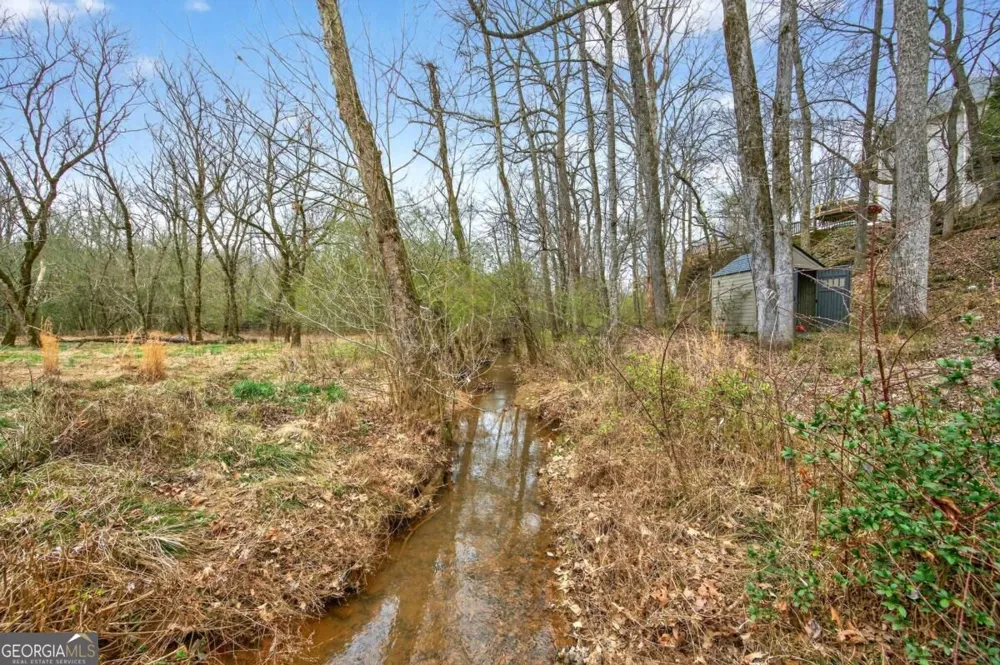 2281 Barrett DR Cumming, GA 30040