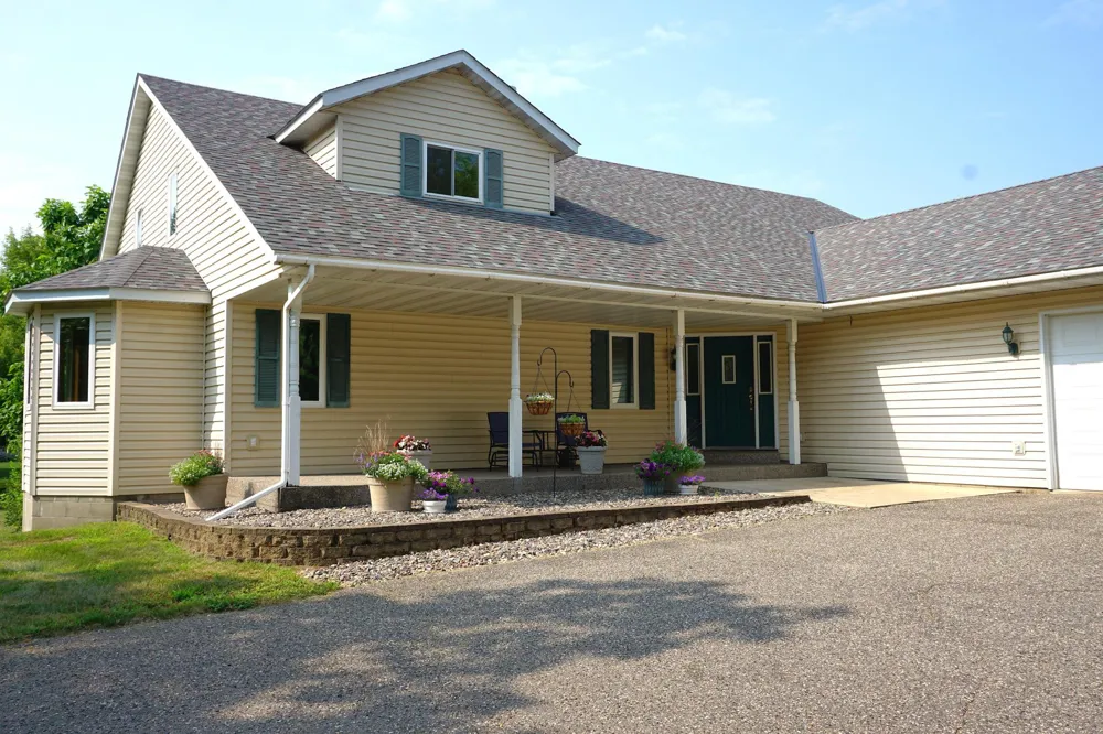 6592 295th Street E Cannon Falls, MN 55009