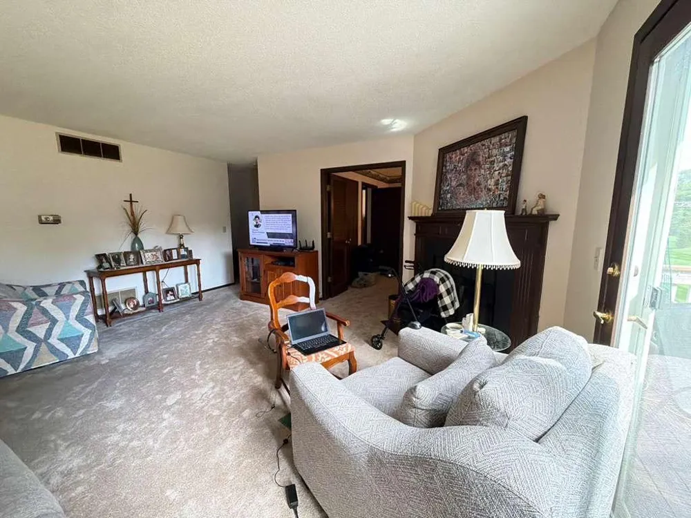 5135 Balmoral Lane Bloomington, MN 55437