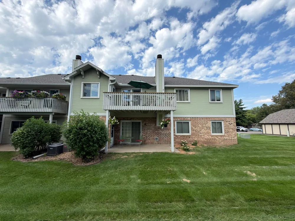 5135 Balmoral Lane Bloomington, MN 55437