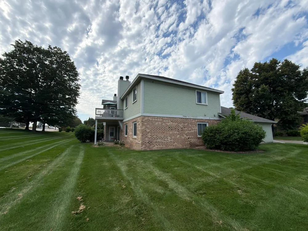 5135 Balmoral Lane Bloomington, MN 55437