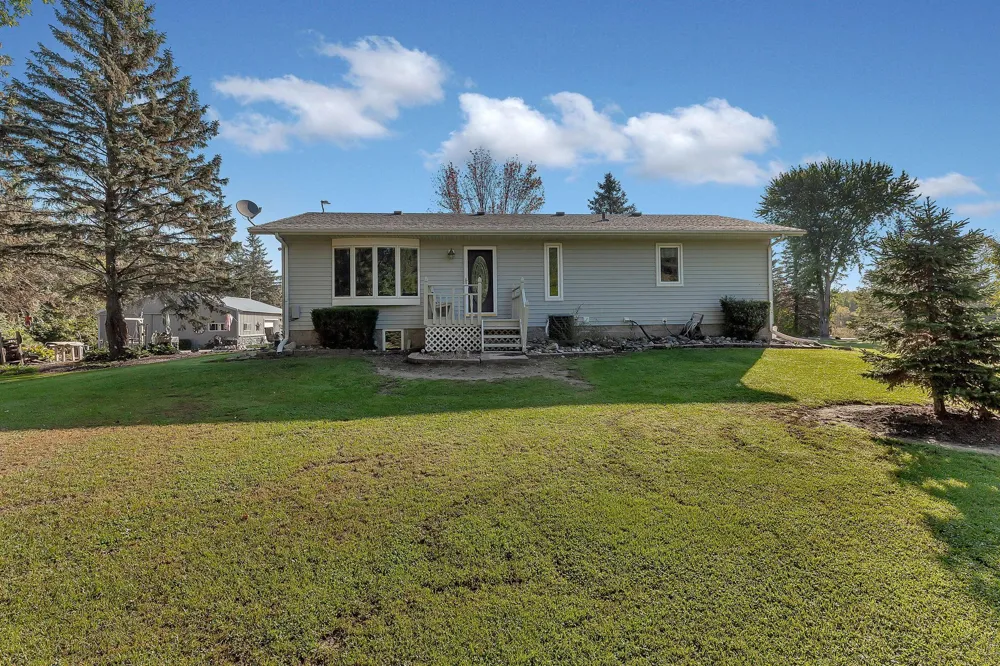 35142 93rd Street Pierz, MN 56364