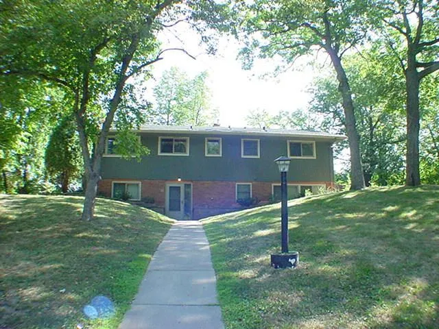 1010 Kirkwood Lane Plymouth, MN 55441
