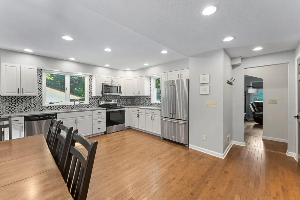 2757 Sherwood Road Mounds View, MN 55112