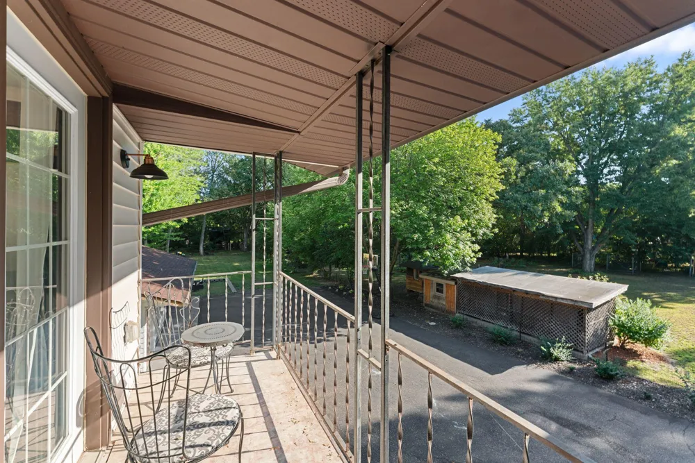 2757 Sherwood Road Mounds View, MN 55112