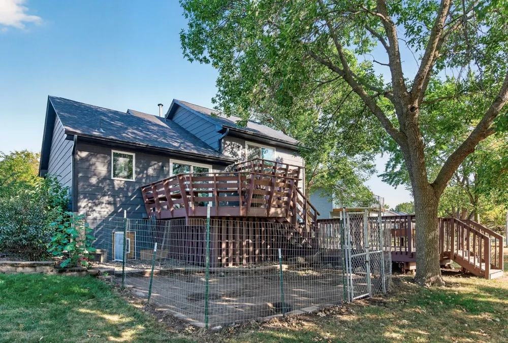 3644 James Court Hastings, MN 55033