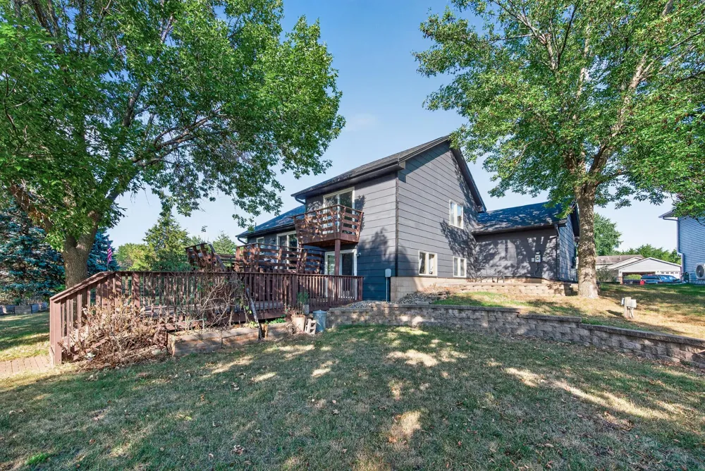 3644 James Court Hastings, MN 55033