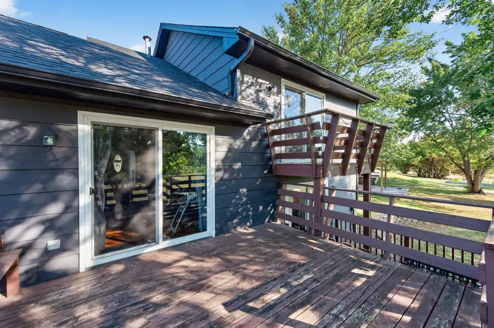 3644 James Court Hastings, MN 55033