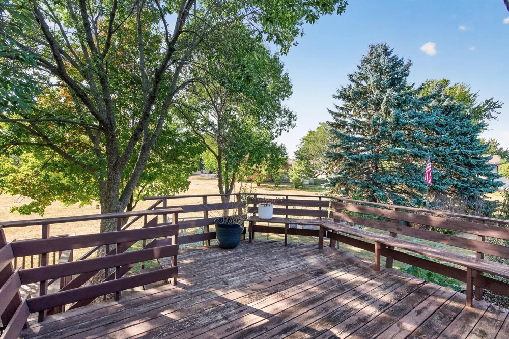 3644 James Court Hastings, MN 55033