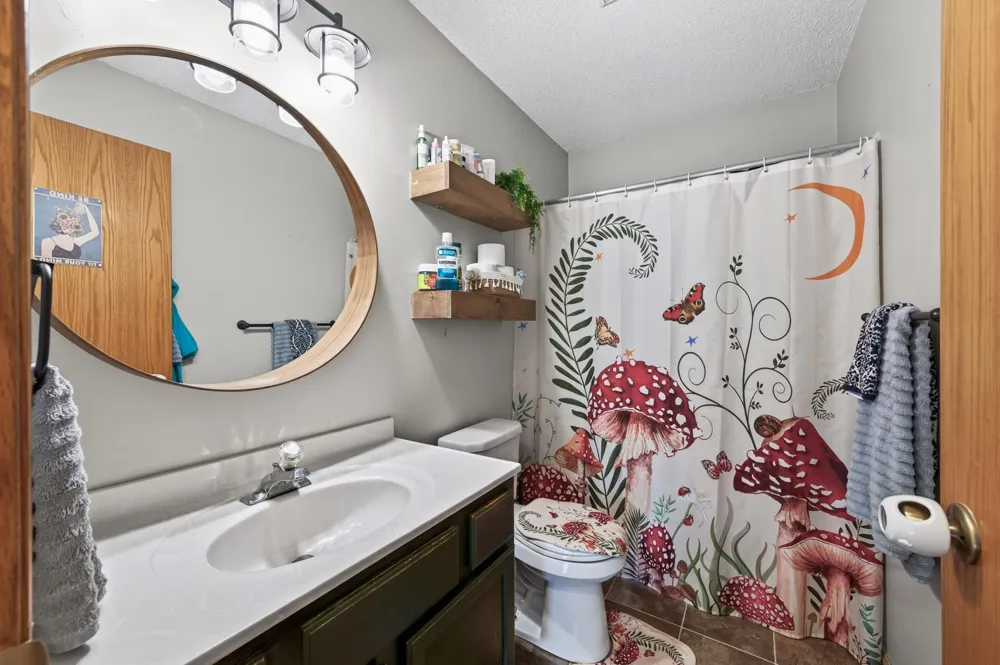 3644 James Court Hastings, MN 55033