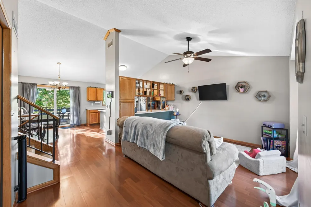 3644 James Court Hastings, MN 55033