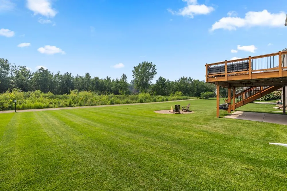 4848 Bulrush Boulevard Shakopee, MN 55379