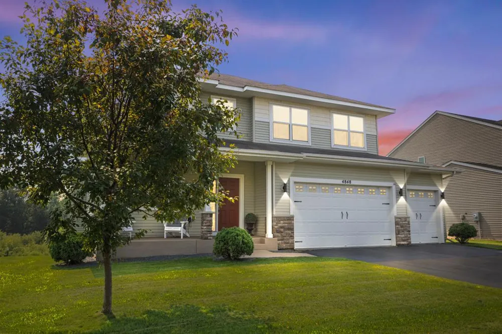 4848 Bulrush Boulevard Shakopee, MN 55379