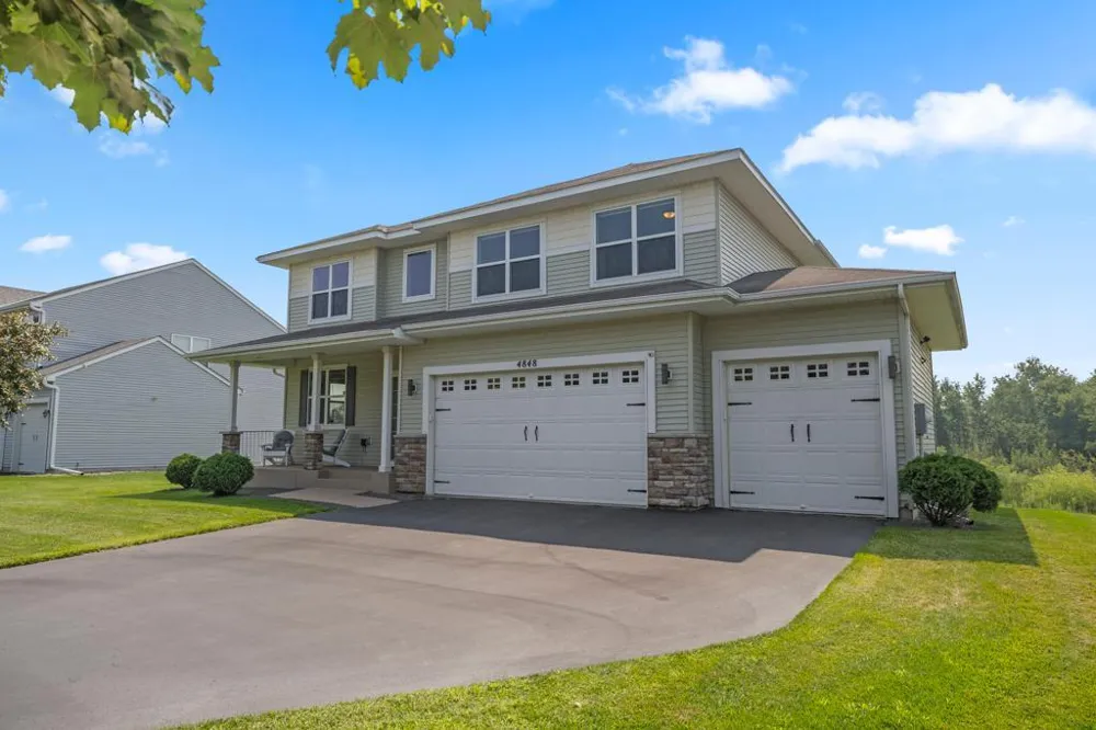 4848 Bulrush Boulevard Shakopee, MN 55379