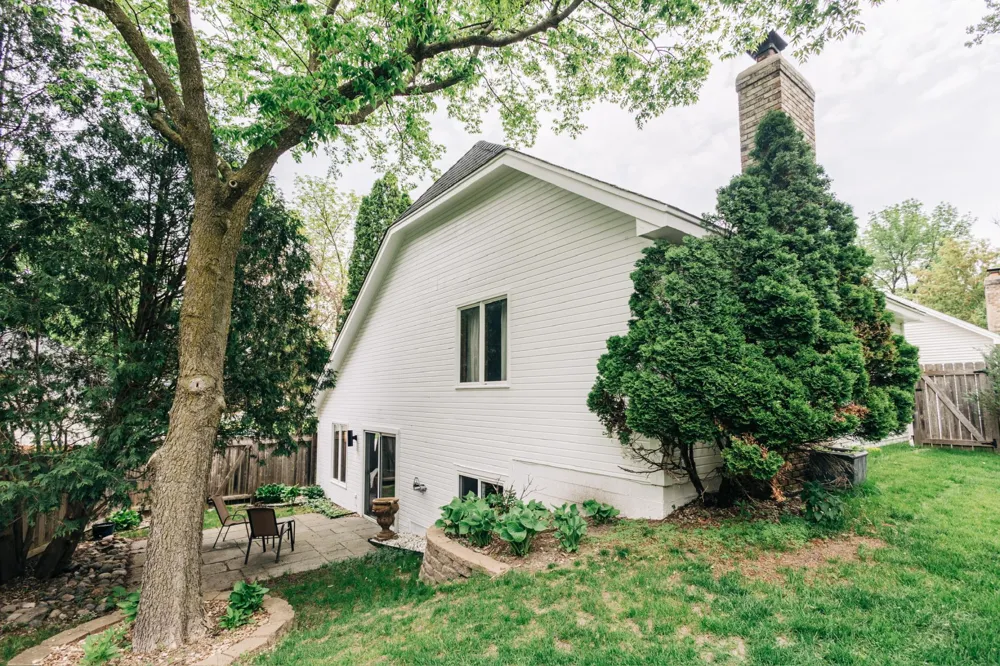 18701 Clear View Drive Minnetonka, MN 55345