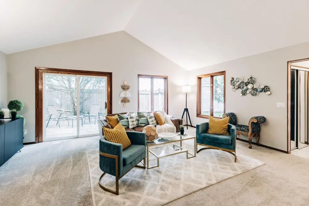 18701 Clear View Drive Minnetonka, MN 55345