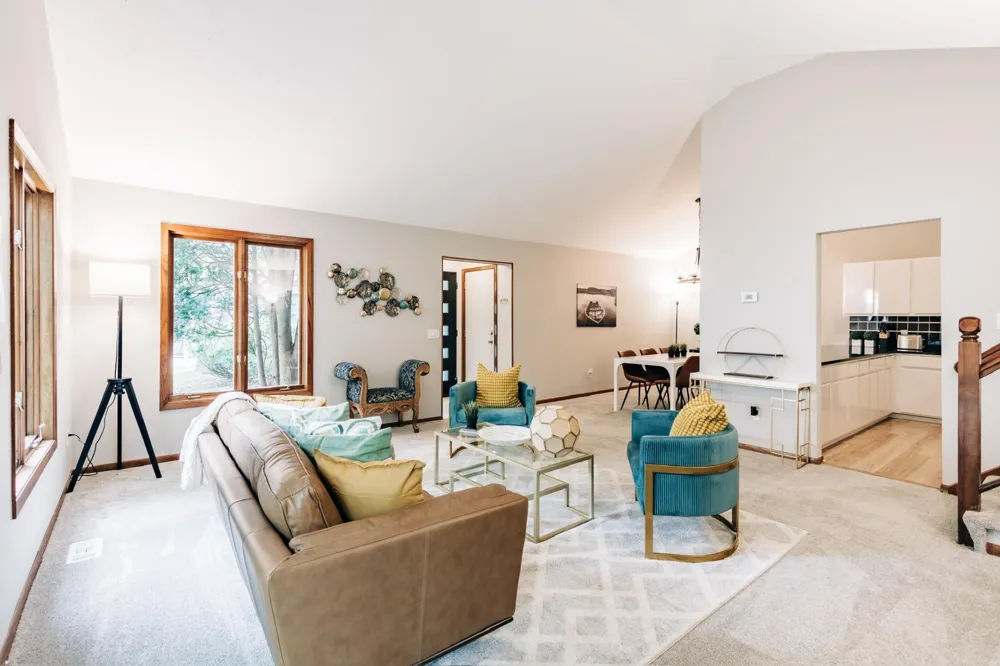 18701 Clear View Drive Minnetonka, MN 55345