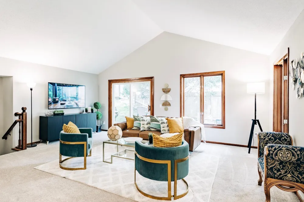 18701 Clear View Drive Minnetonka, MN 55345