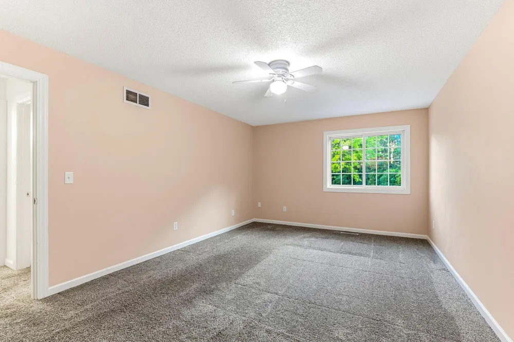 1775 Donegal Drive #2 Woodbury, MN 55125