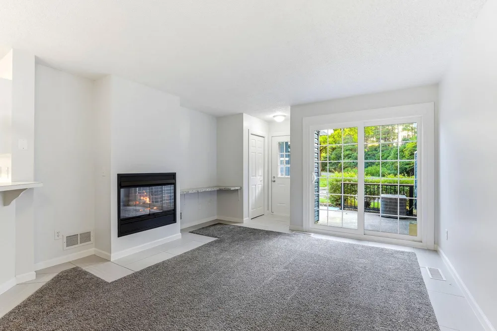 1775 Donegal Drive #2 Woodbury, MN 55125