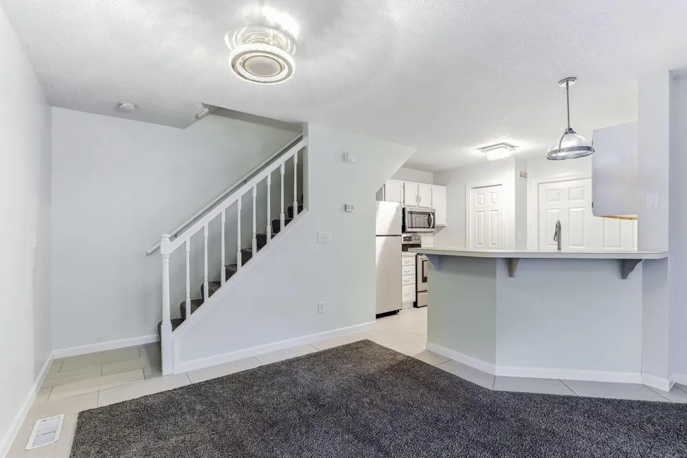 1775 Donegal Drive #2 Woodbury, MN 55125