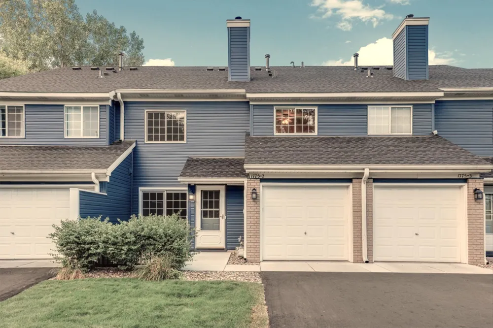 1775 Donegal Drive #2 Woodbury, MN 55125