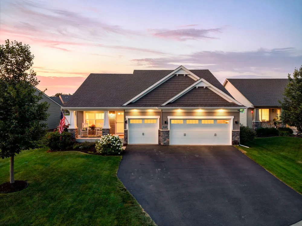 13732 Apollo Way Rosemount, MN 55068