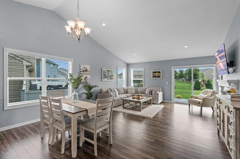 13732 Apollo Way Rosemount, MN 55068