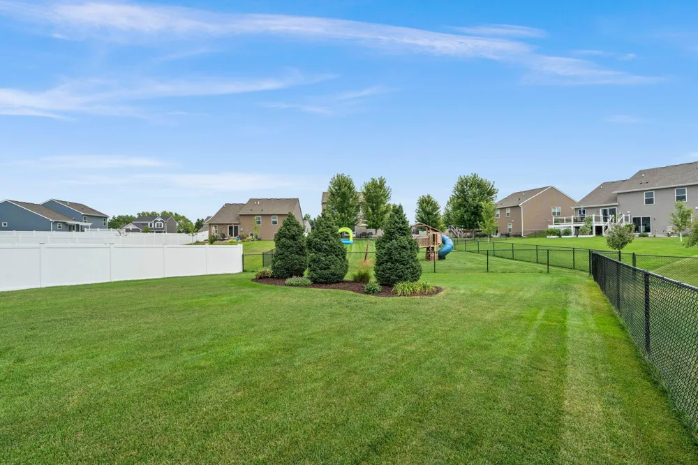 13732 Apollo Way Rosemount, MN 55068
