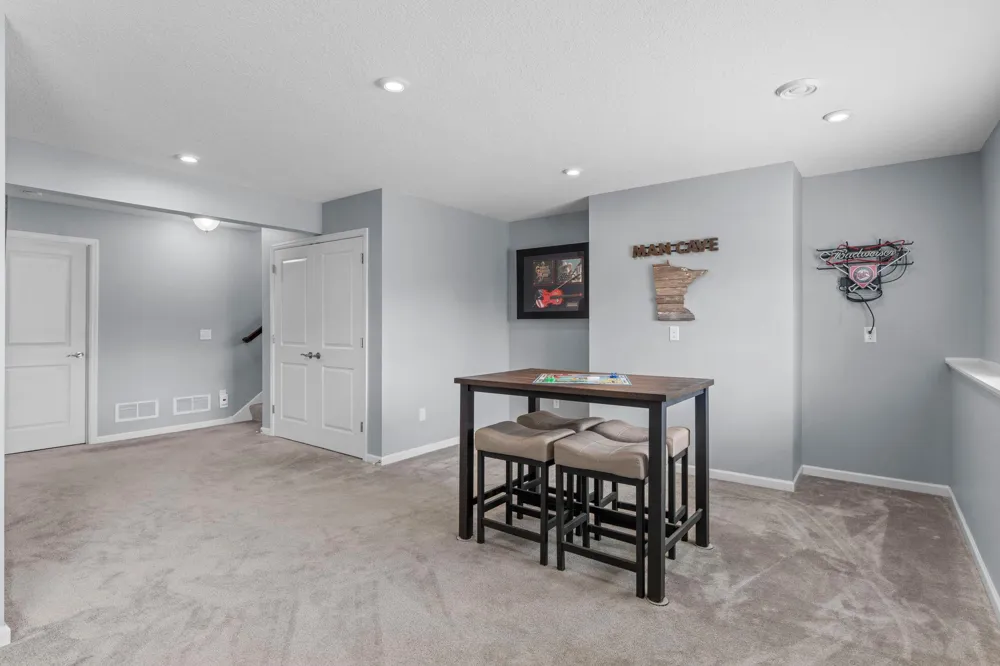 13732 Apollo Way Rosemount, MN 55068