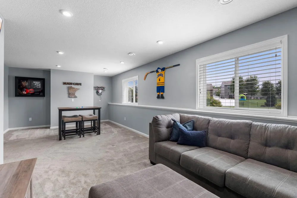13732 Apollo Way Rosemount, MN 55068