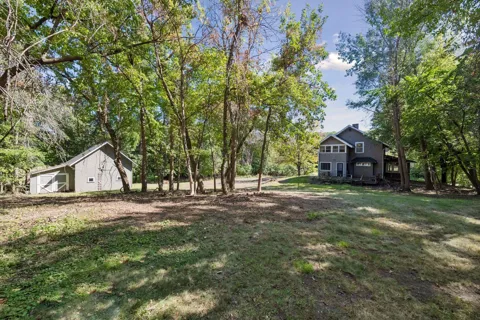 3240 Bayside Road