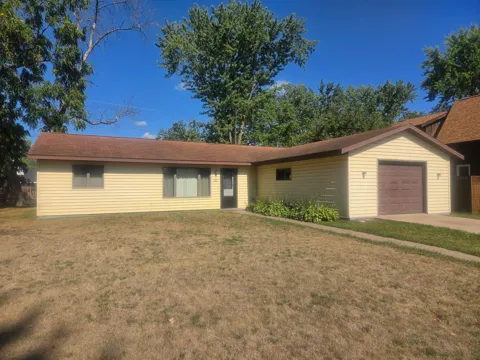 360 Elm Street S