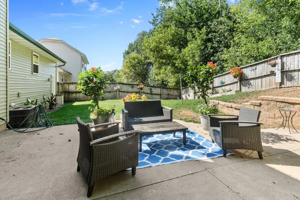 379 Wheelock Parkway E Saint Paul, MN 55130