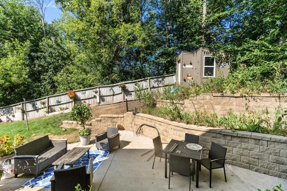 379 Wheelock Parkway E Saint Paul, MN 55130